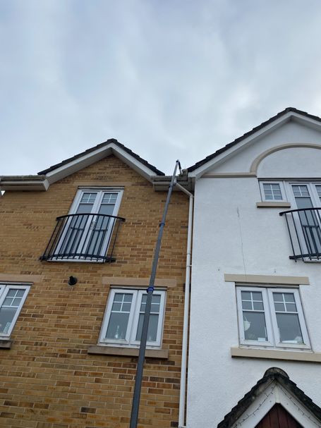 house front windows gutters