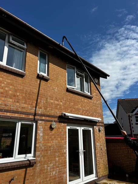 house pole window