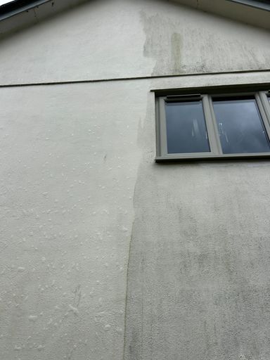 wall halfway through cleaning