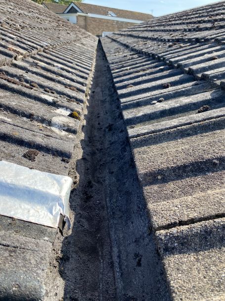 gutter between roofs