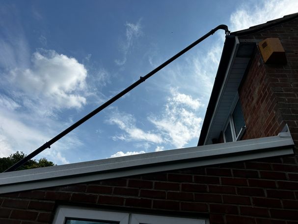 pole over extension to gutter 